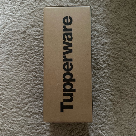 Tupperware Travel Mug - Picture 4 of 5